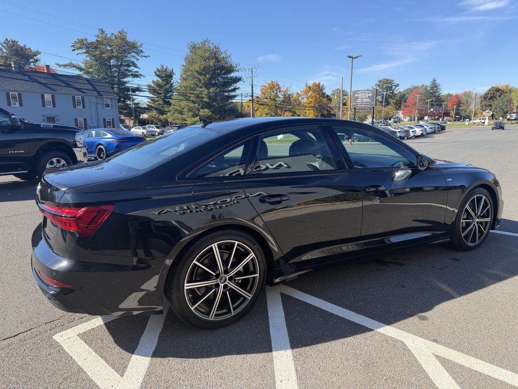 Used 2024 Audi A6 Premium Plus w/ Premium Plus Package AWD/4WD image 6
