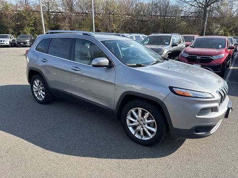 Used 2015 Jeep Cherokee Limited image 7