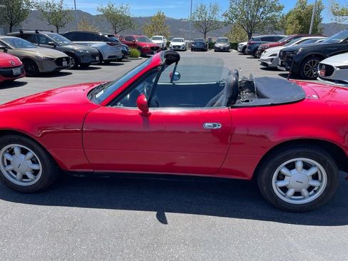Used 1992 MAZDA MX-5 Miata RWD image 7