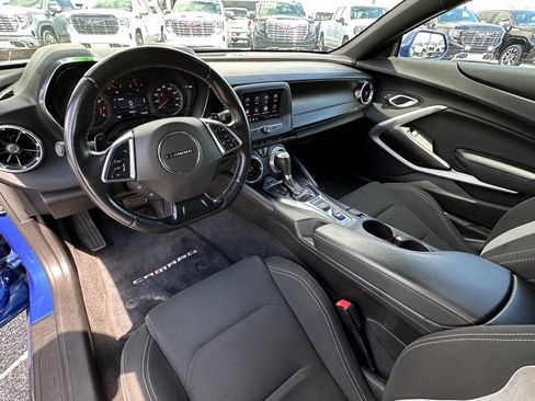 Certified 2021 Chevrolet Camaro LT RWD image 21
