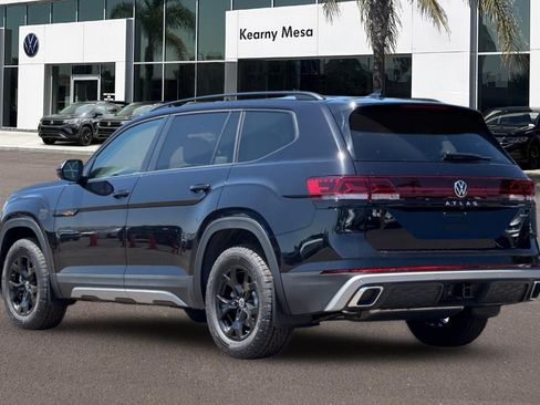 New 2025 Volkswagen Atlas Peak Edition SE AWD/4WD image 6