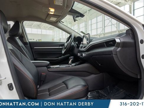 Used 2024 Nissan Altima 2.5 SR image 21