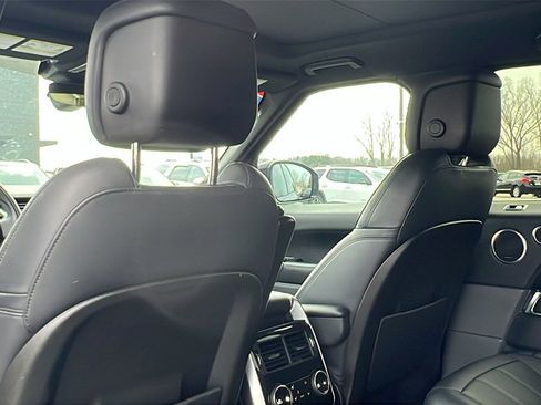 Used 2020 Land Rover Range Rover Sport HSE Dynamic image 34