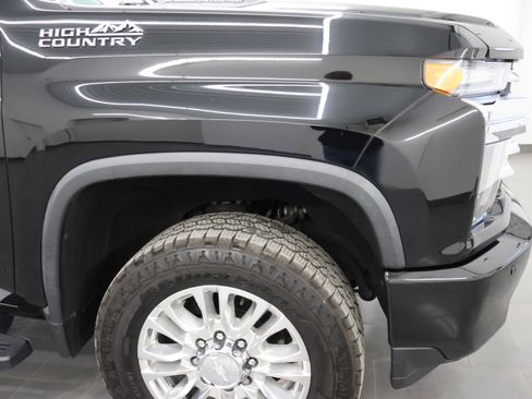 Used 2021 Chevrolet Silverado 2500 High Country w/ Z71 Off-Road Package image 28