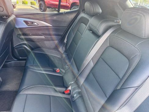 New 2026 Chevrolet Equinox EV LT image 17