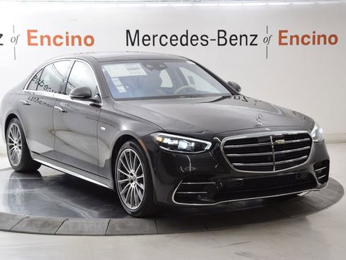 New 2026 Mercedes-Benz S 580e 4MATIC Sedan image 8