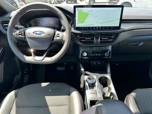 Used 2025 Ford Escape ST-Line w/ Tech Pack #1 image 17