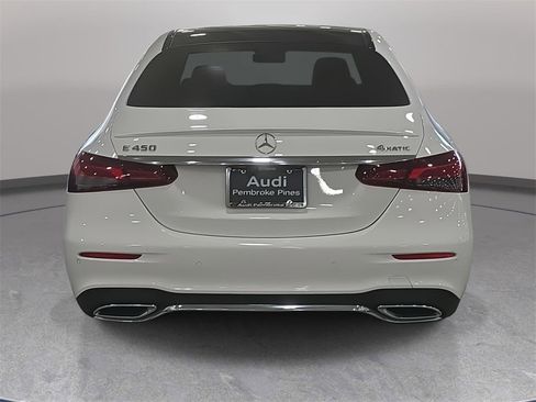 Used 2021 Mercedes-Benz E 450 4MATIC Sedan image 7