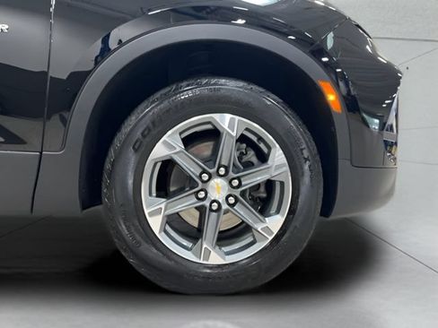 Used 2024 Chevrolet Blazer LT w/ Convenience Package AWD/4WD image 24