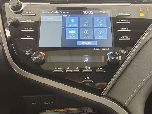 Used 2020 Toyota Camry SE w/ Audio Package image 17