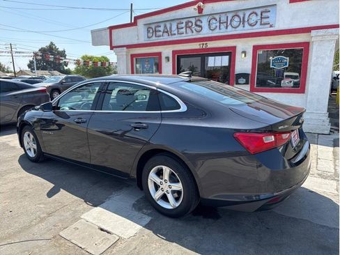 Used 2022 Chevrolet Malibu LS w/ Driver Confidence Package II FWD image 3