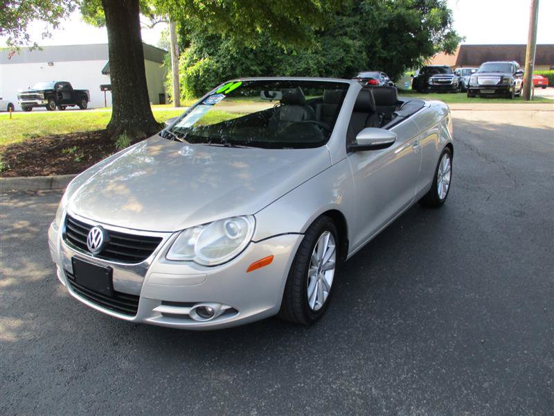 Used 2009 Volkswagen Eos Komfort FWD image 3