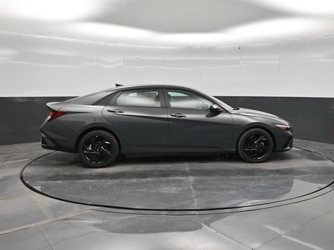 New 2026 Hyundai Elantra Sport FWD image 9