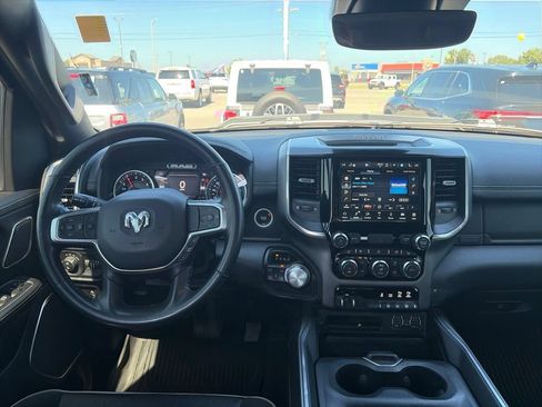Used 2022 RAM 1500 Laramie AWD/4WD image 14