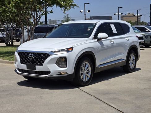 Used 2020 Hyundai Santa Fe SEL FWD image 2