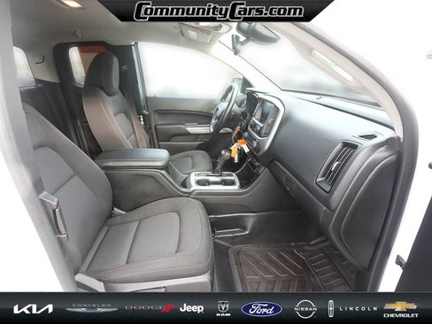 Used 2021 Chevrolet Colorado LT w/ Fleet Safety Package image 23