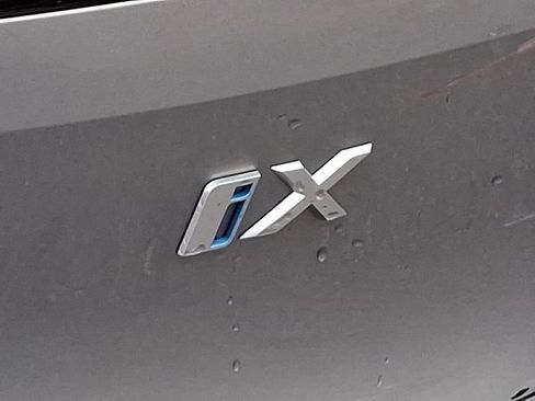 Used 2024 BMW iX xDrive50 w/ Premium Package image 37