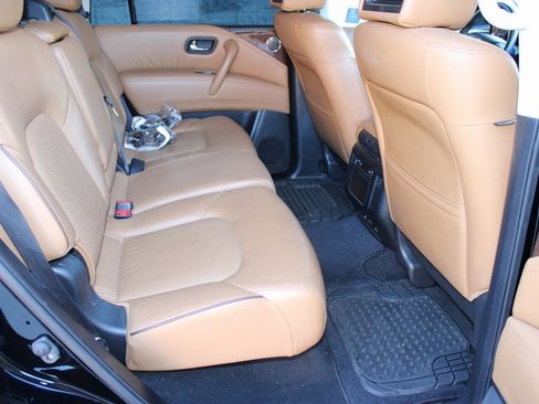 Used 2017 Nissan Armada Platinum image 17