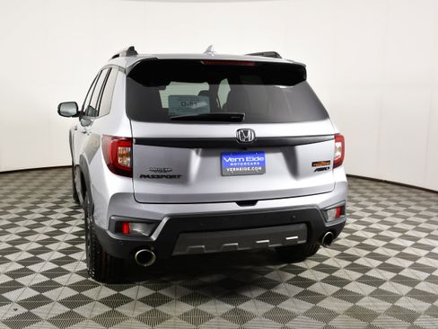 Used 2022 Honda Passport TrailSport image 7