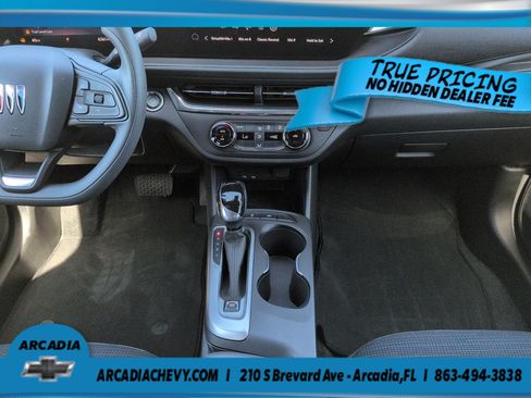 Used 2024 Buick Envista Preferred w/ Advanced Safety Package FWD image 19