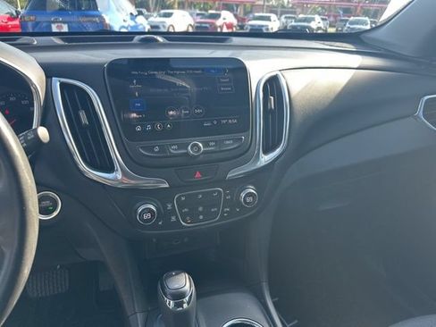 Used 2021 Chevrolet Equinox LT FWD image 13