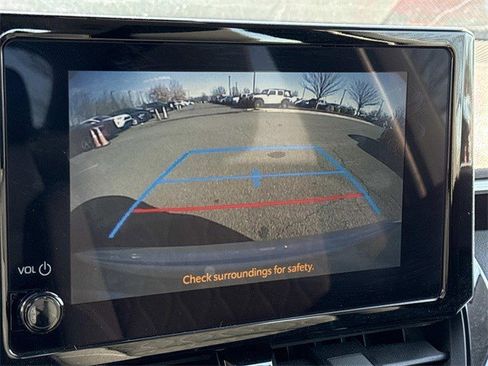 Used 2023 Toyota Corolla LE image 20