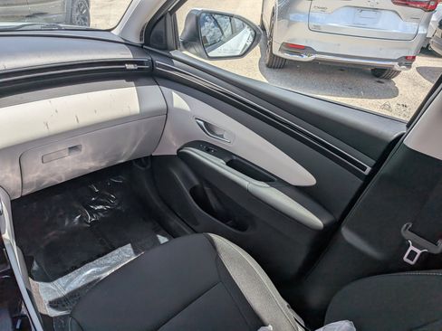 Used 2023 Hyundai Tucson SEL FWD image 18