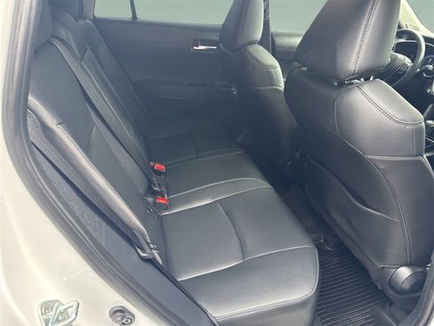 Used 2023 Toyota Corolla Cross XLE image 35