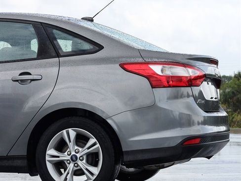 Used 2014 Ford Focus SE image 8