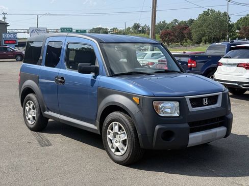 Used 2006 Honda Element LX image 2