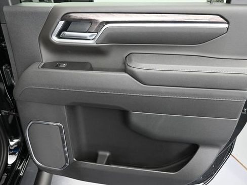 New 2026 Chevrolet Silverado 2500 LTZ w/ LTZ Convenience Package AWD/4WD image 31