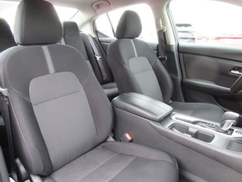 Used 2024 Nissan Sentra SV image 25