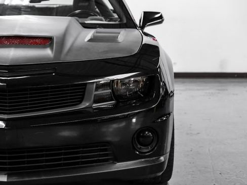 Used 2012 Chevrolet Camaro SS RWD image 43