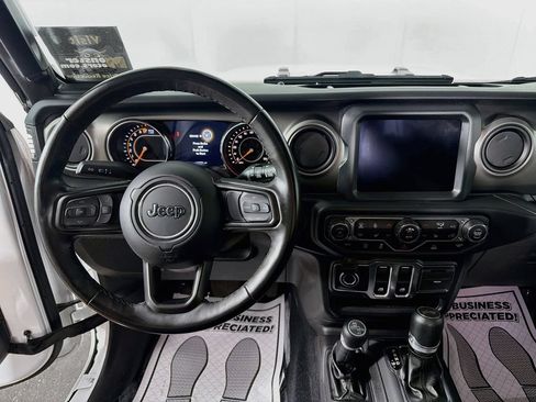 Used 2022 Jeep Wrangler Sport AWD/4WD image 22