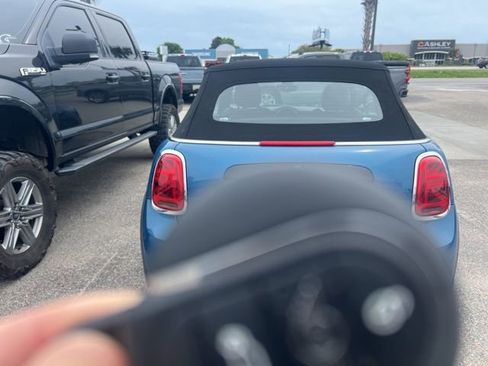 Used 2023 MINI Cooper S image 4