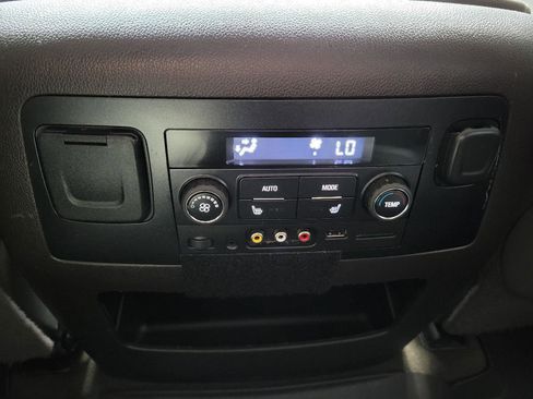 Used 2016 GMC Yukon Denali w/ Open Road Package image 37