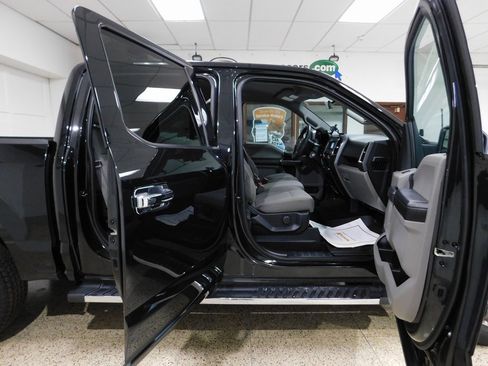 Used 2015 Ford F150 XLT w/ Trailer Tow Package image 81