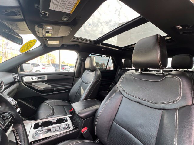 Used 2023 Ford Explorer ST w/ Equipment Group 401A AWD/4WD image 28