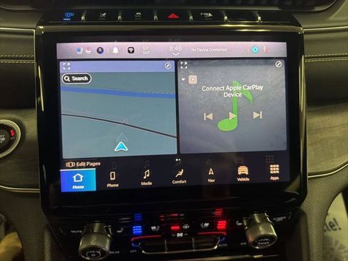 Certified 2023 Jeep Grand Cherokee Overland image 17