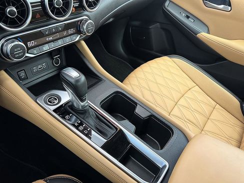 Certified 2025 Nissan Sentra SV w/ SV Premium Package image 27