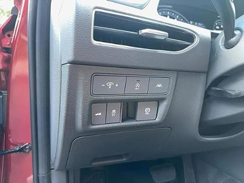 Used 2023 Hyundai Sonata SE FWD image 14