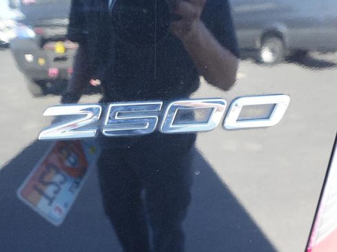 Used 2024 Mercedes-Benz Sprinter 2500 image 16