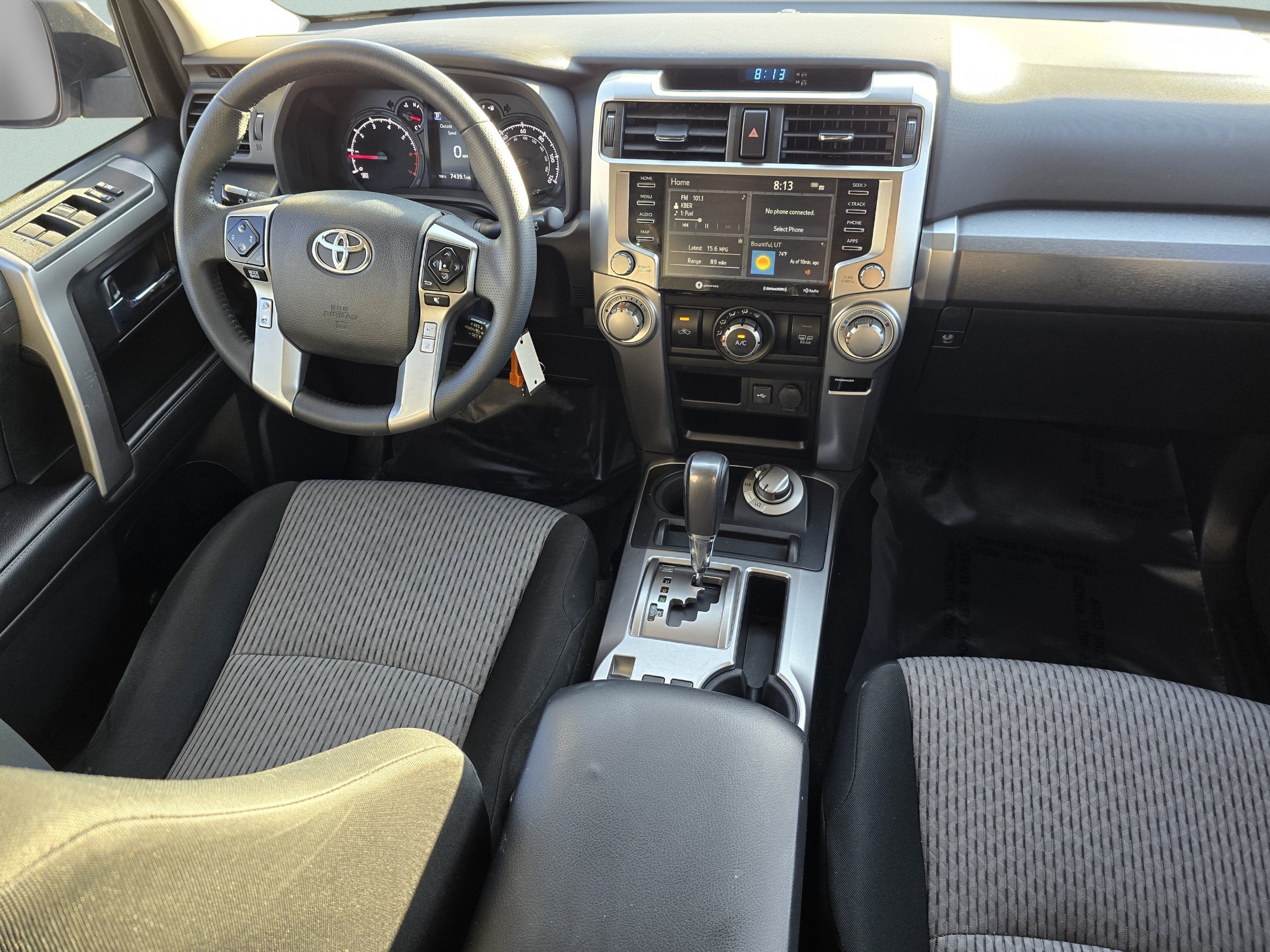 Used 2020 Toyota 4Runner SR5 AWD/4WD image 59