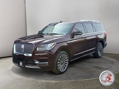 Used 2018 Lincoln Navigator Reserve image 3