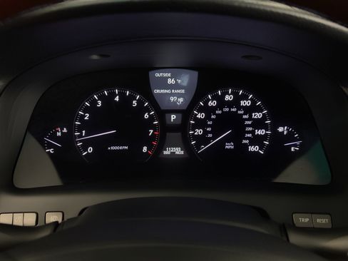 Used 2011 Lexus LS 460 L w/ Luxury Pkg RWD image 26