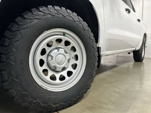 Used 2023 Chevrolet Silverado 1500 W/T w/ WT Safety Package AWD/4WD image 28