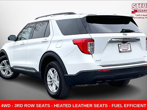 Used 2022 Ford Explorer XLT image 4