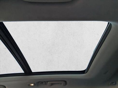 Certified 2026 Volvo XC90 B5 Plus w/ Protection Package image 19