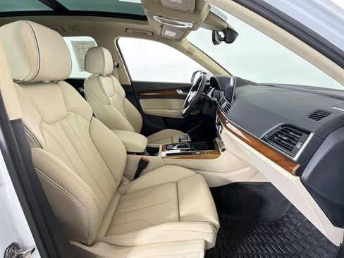Used 2024 Audi Q5 e Premium Plus image 31