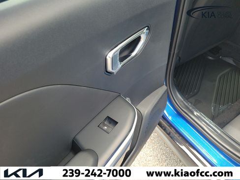 New 2026 Kia K4 EX FWD image 13